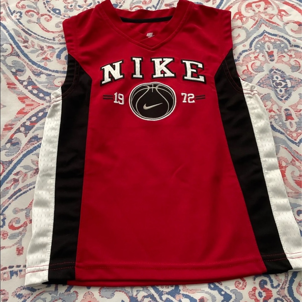 Jersey nike kids size 5